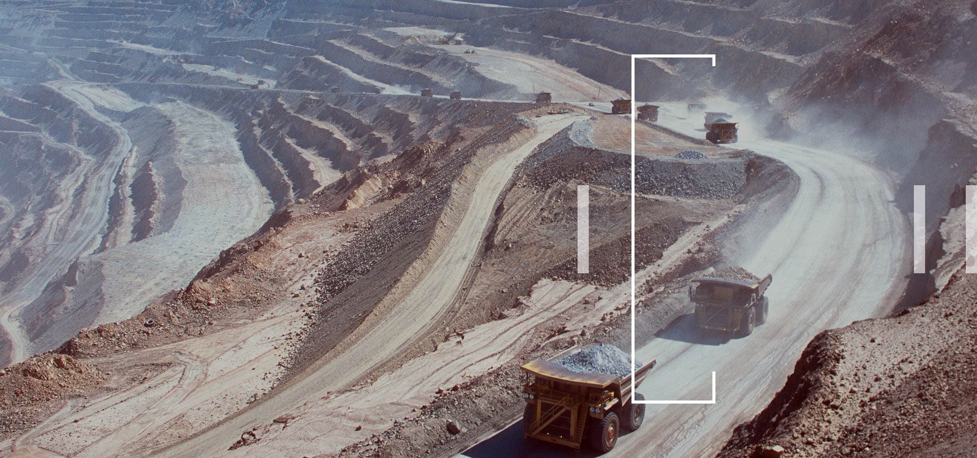 为一家全球矿业公司从航空图像中识别道路特征